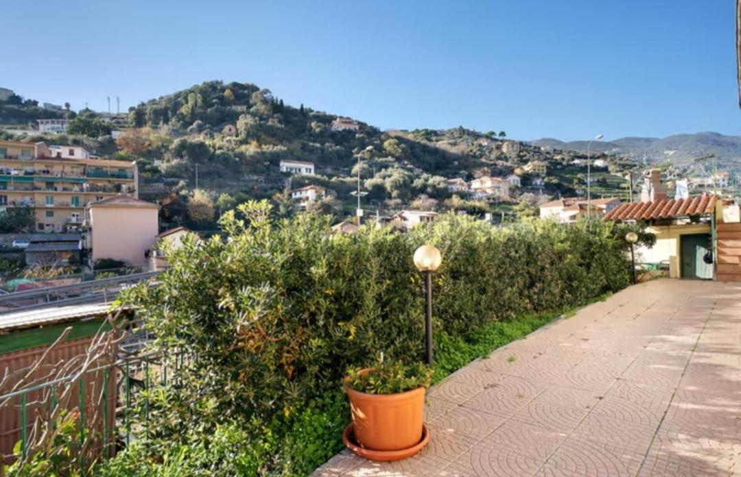 Casa vacanze Sanremo Esterno foto
